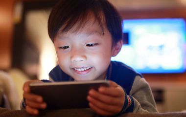 Scientists in the UK didn’t find any evidence that sitting in front of a screen is damaging for children